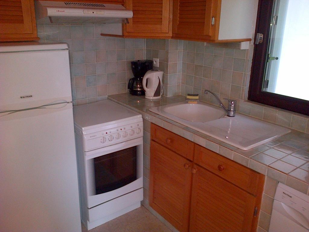 Appartements Le Clos Des Gentianes Allevard Room photo