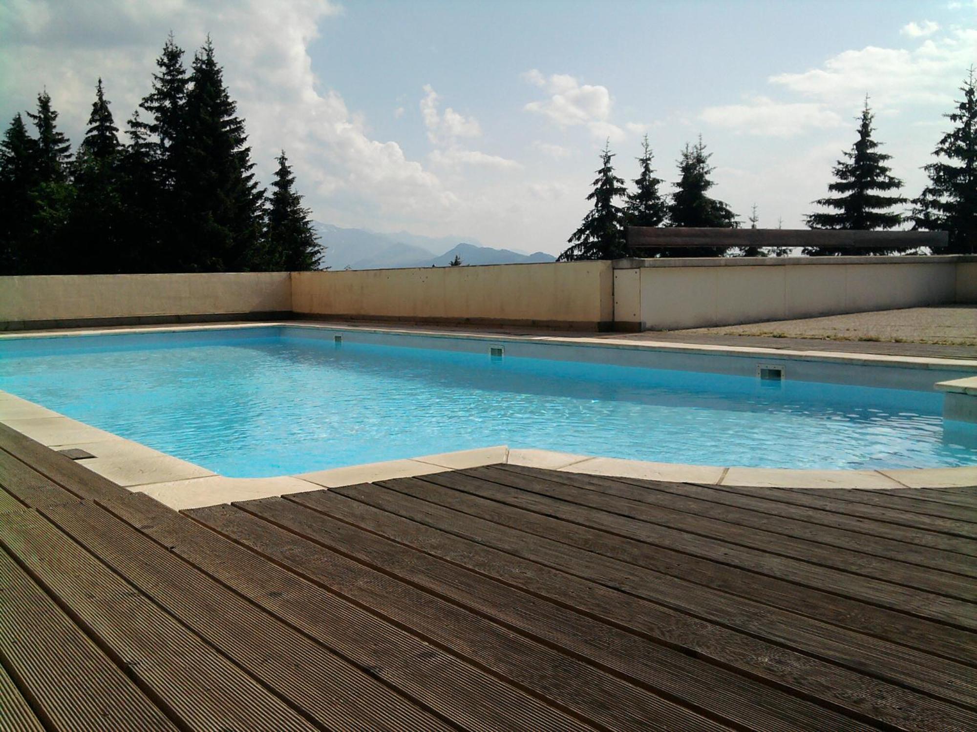 Appartements Le Clos Des Gentianes Allevard Exterior photo