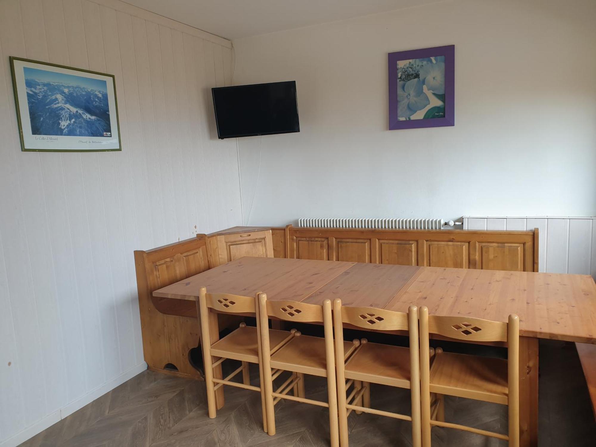 Appartements Le Clos Des Gentianes Allevard Exterior photo